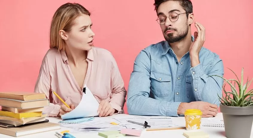 What is a pink team proposal review and how do they contribute to winning?