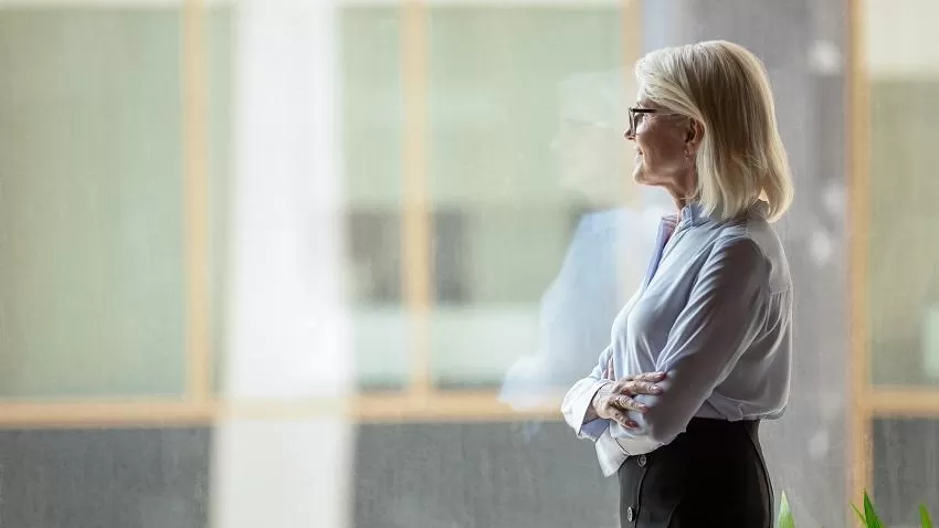 6 ways to become a better executive and win more contracts